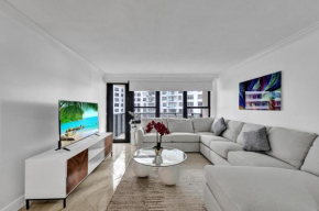 Cozy Ocean View Condo Beach Service 1015